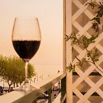 La Serenata Luxury 住宿加早餐酒店 4*