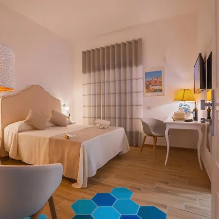 La Serenata Luxury 4*