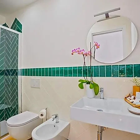 Bed & Breakfast La Serenata Luxury 4*